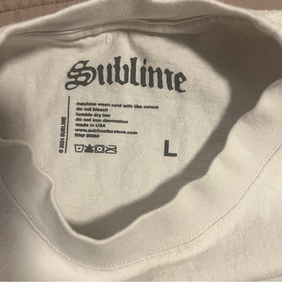 Sublime White Graphic Tee - Picture 2 of 5